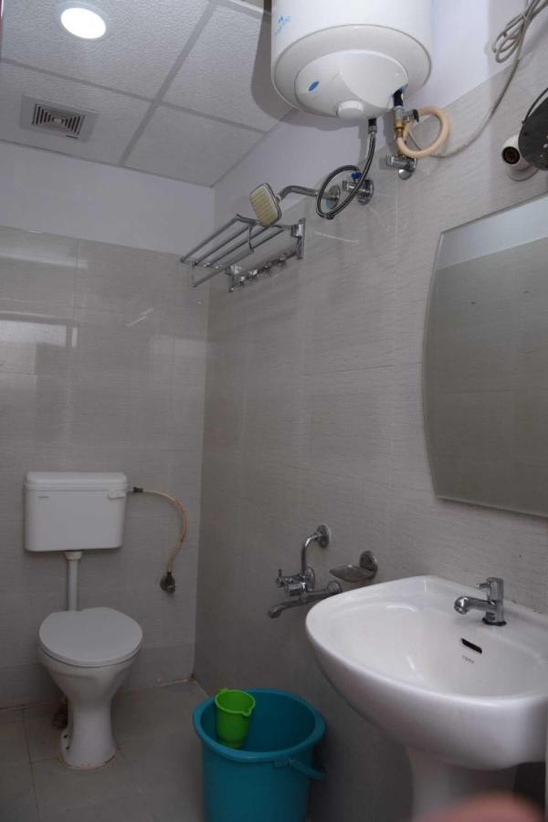Star Bliss Plaza Hotel Bangalore Bagian luar foto